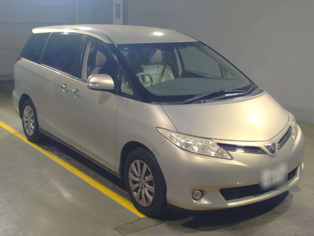 2010 Toyota Estima ACR50W[2]