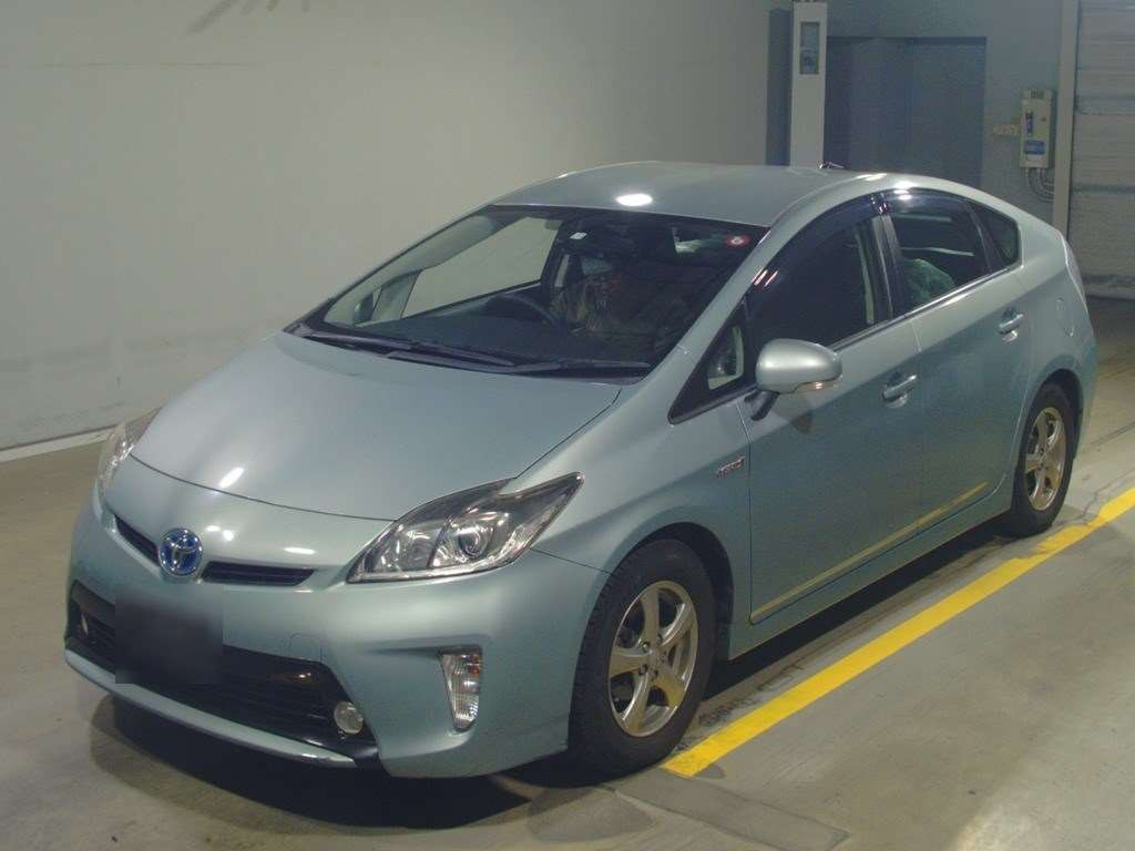 2013 Toyota Prius ZVW30[0]