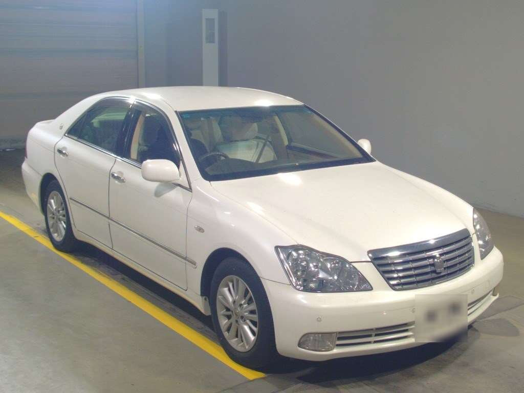 2007 Toyota Crown GRS182[2]