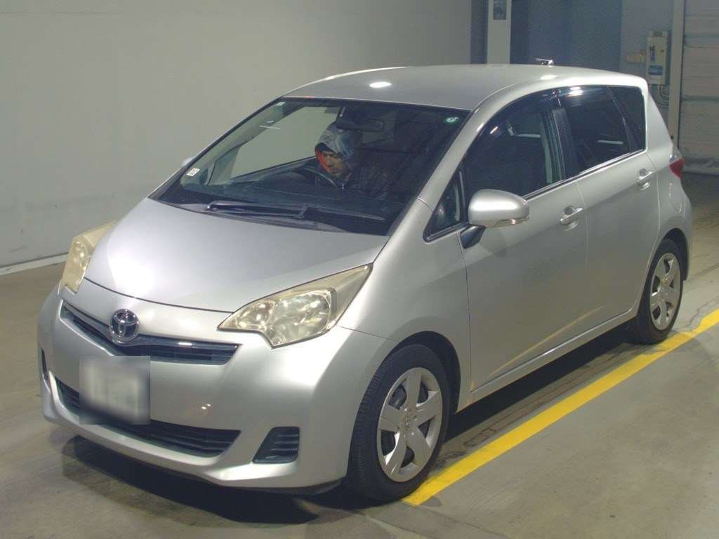 2011 Toyota Ractis NCP120[0]