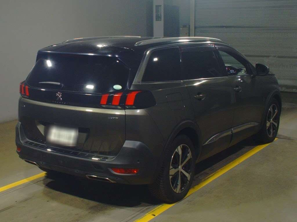 2018 Peugeot 5008 P87AH01[1]