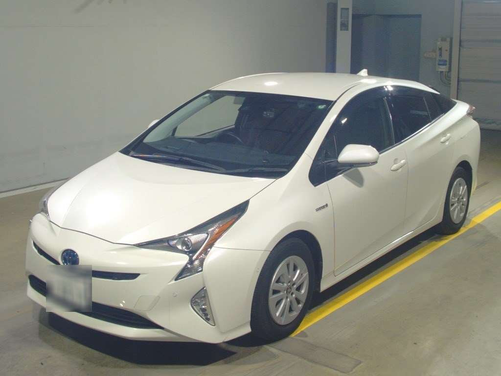 2017 Toyota Prius ZVW50[0]