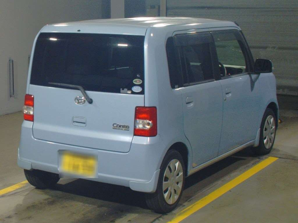 2010 Daihatsu Move Conte L575S[1]