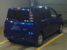 2004 Toyota Sienta