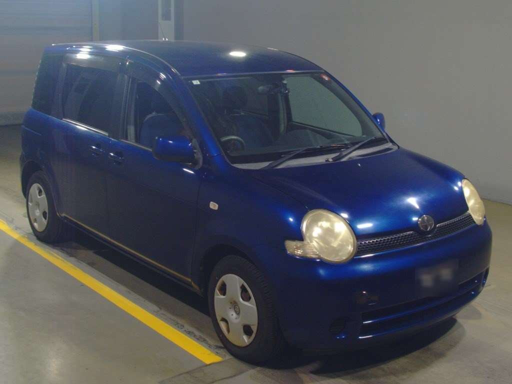 2004 Toyota Sienta NCP81G[2]