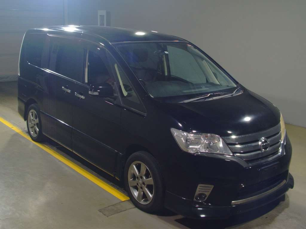 2011 Nissan Serena FC26[2]