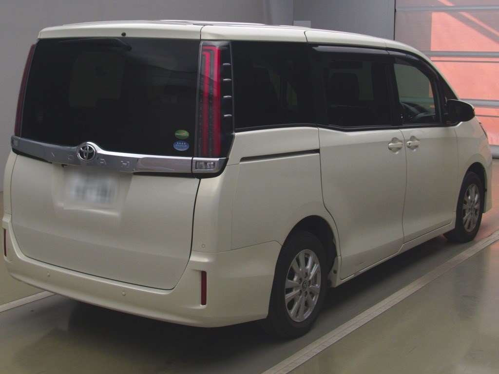 2020 Toyota Noah ZRR80G[1]