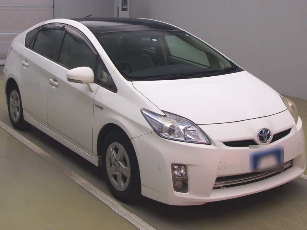 2010 Toyota Prius ZVW30[2]