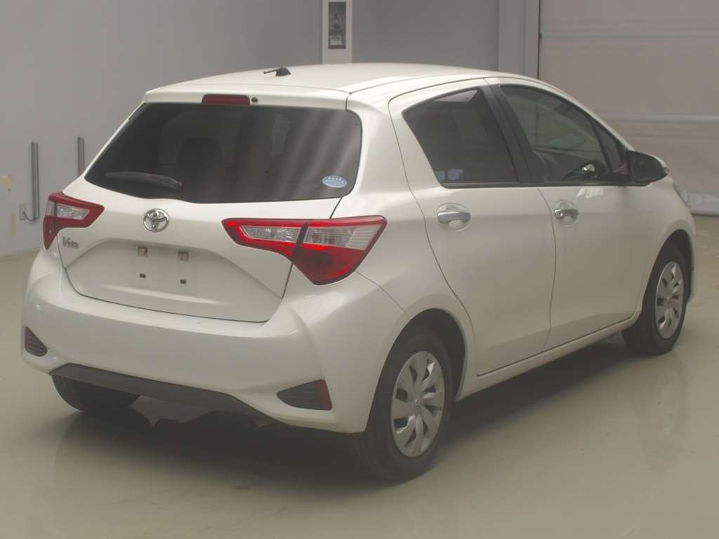 2019 Toyota Vitz KSP130[1]