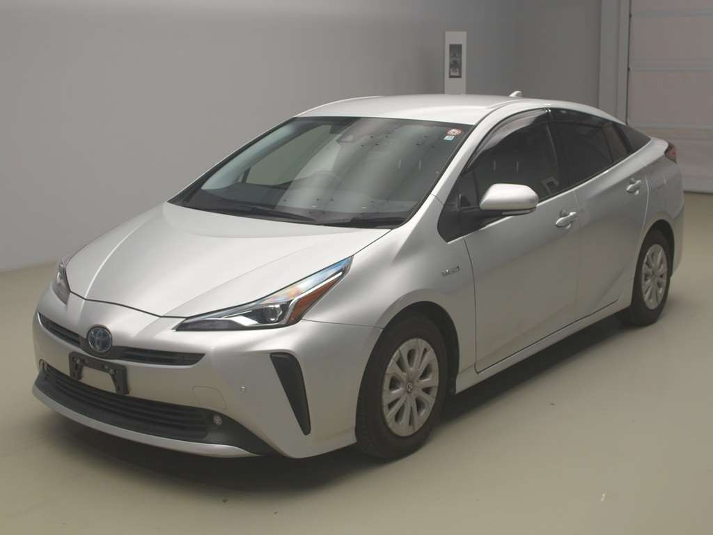 2019 Toyota Prius ZVW51[0]