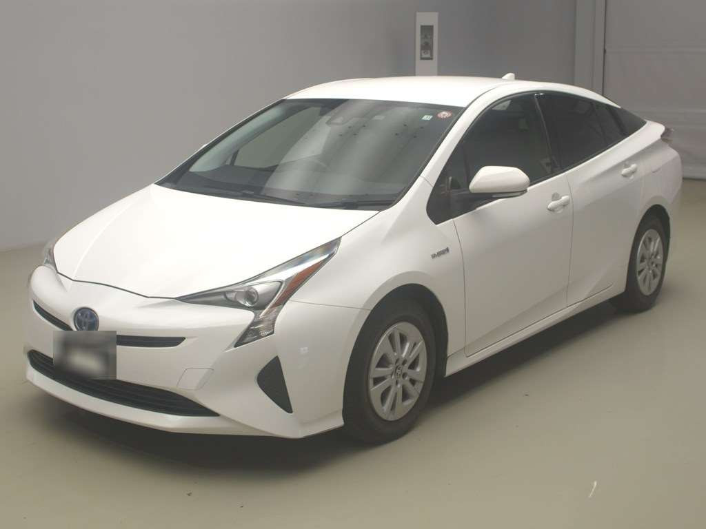 2017 Toyota Prius ZVW50[0]