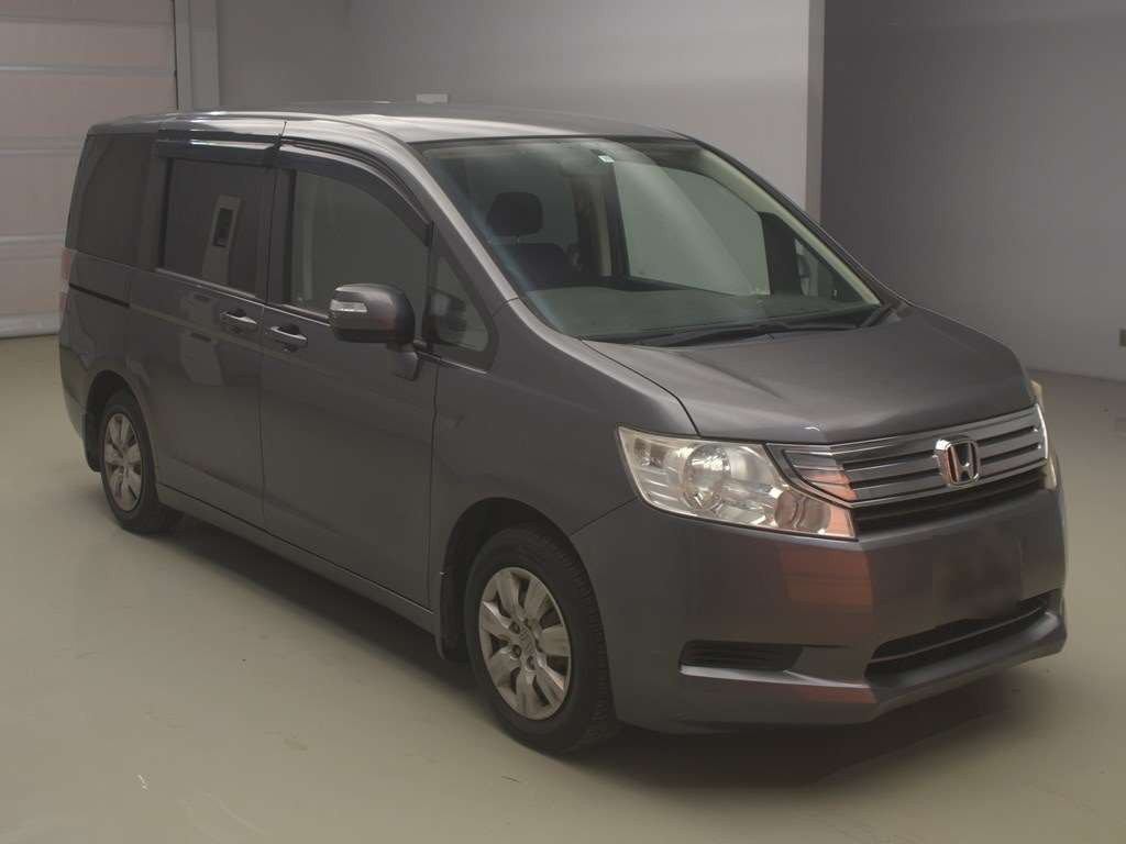 2009 Honda Step WGN RK1[2]