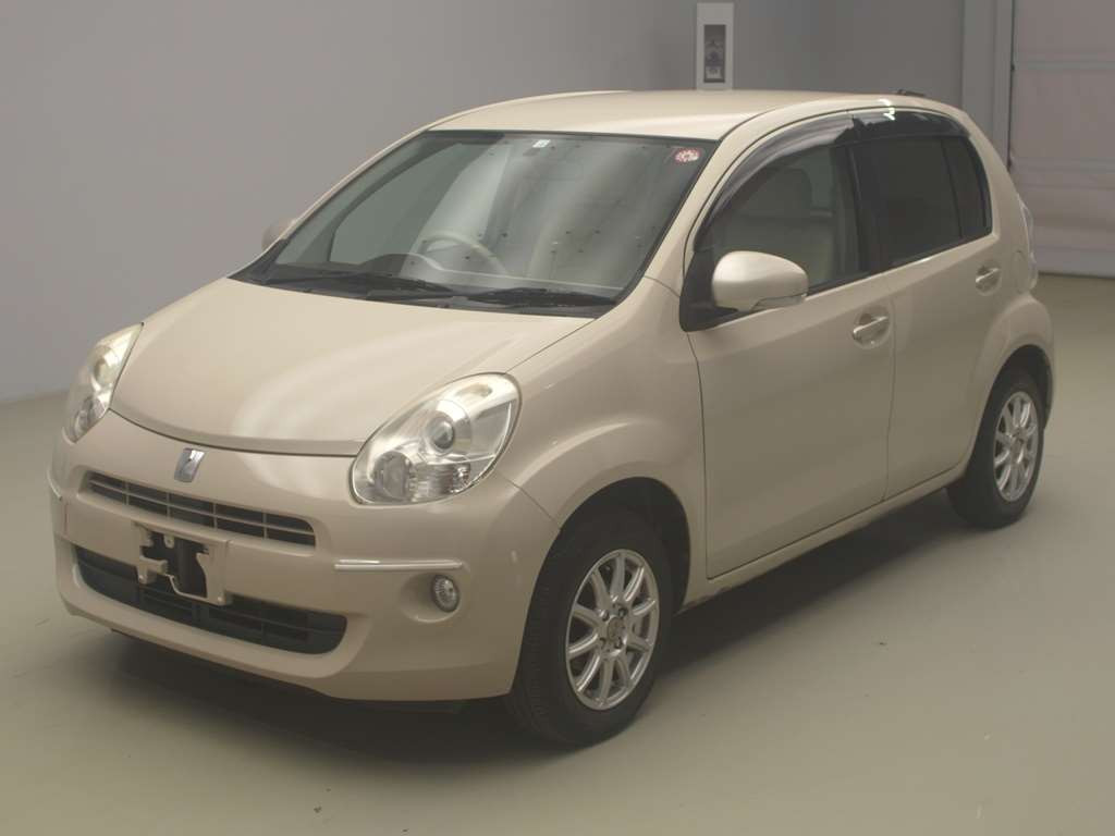 2010 Toyota Passo KGC30[0]