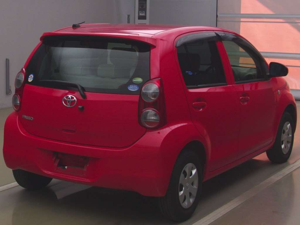 2014 Toyota Passo KGC30[1]