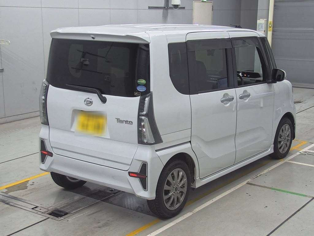 2020 Daihatsu Tanto Custom LA650S[1]