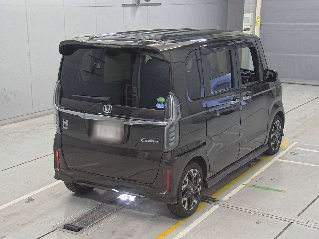 2017 Honda N-BOX CUSTOM JF3[1]