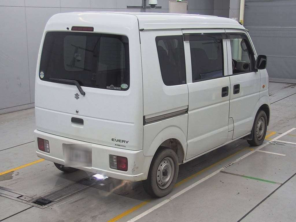 2010 Suzuki Every DA64V[1]