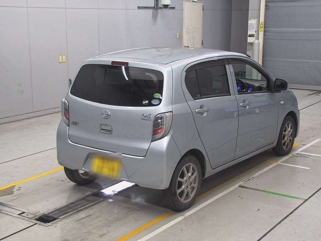 2014 Daihatsu Mira es LA300S[1]