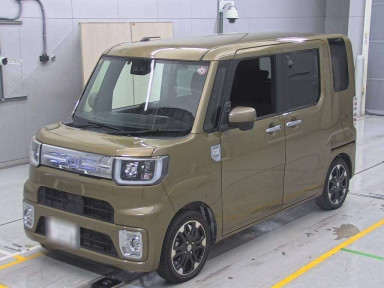 2018 Daihatsu Wake