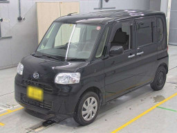 2012 Daihatsu Tanto