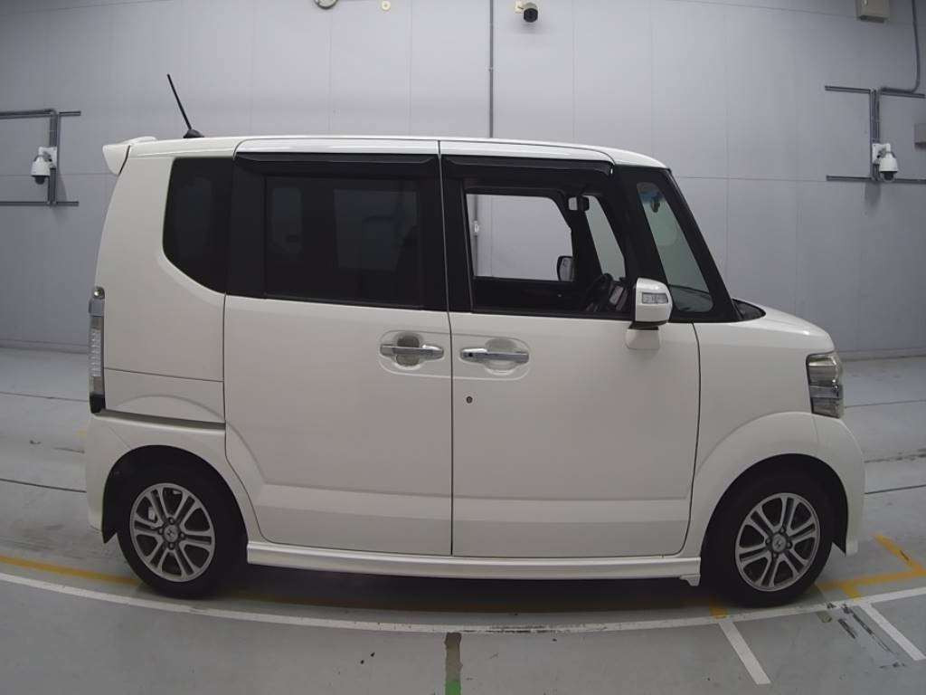 2013 Honda N-BOX CUSTOM JF1[2]