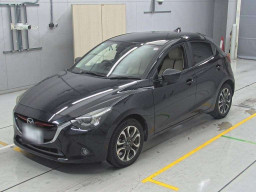 2016 Mazda Demio