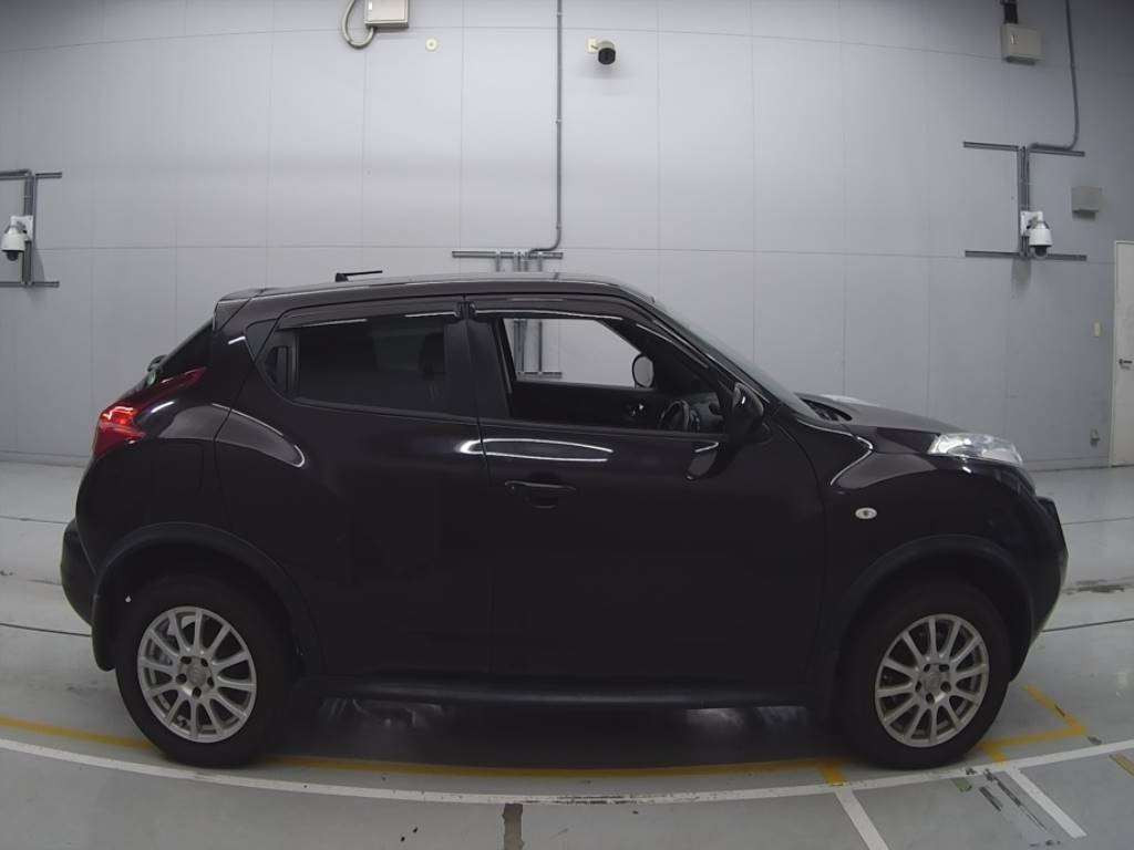 2014 Nissan JUKE YF15[2]