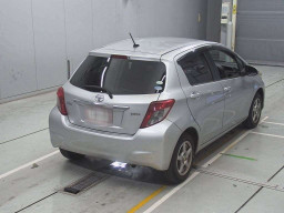 2011 Toyota Vitz