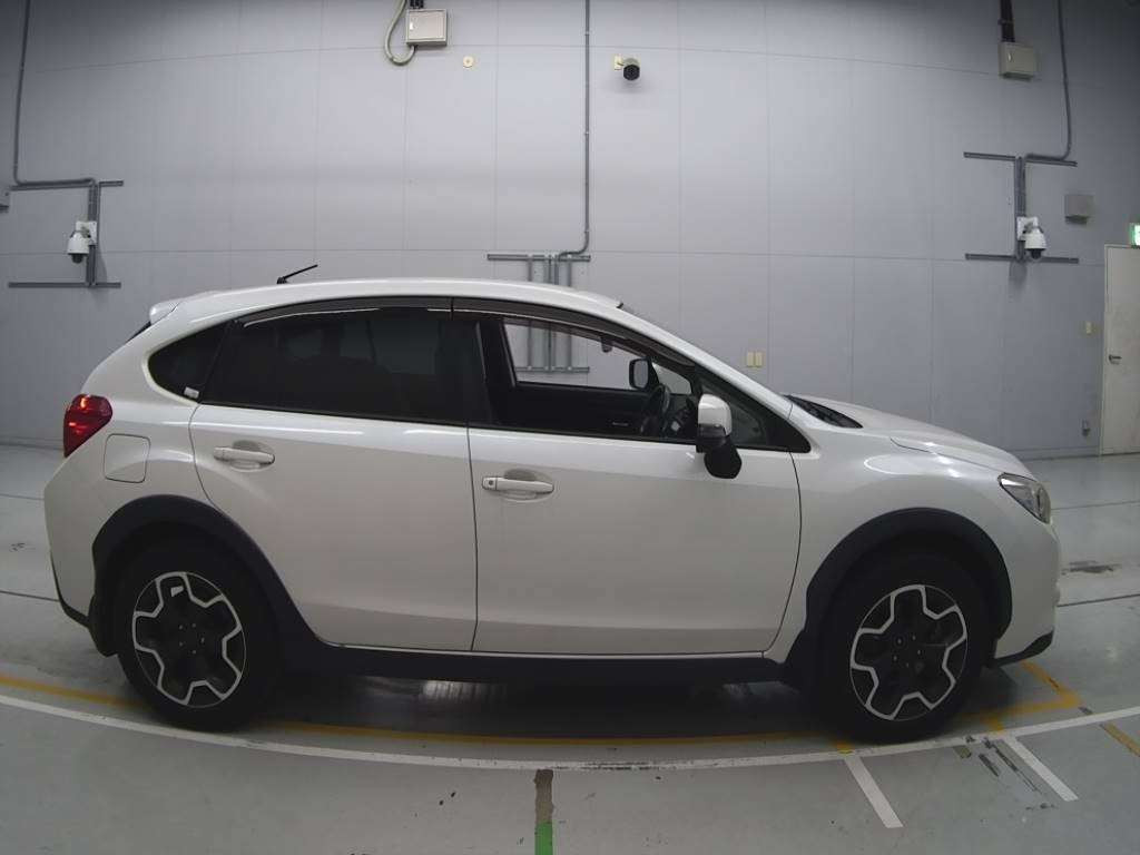 2014 Subaru XV GP7[2]