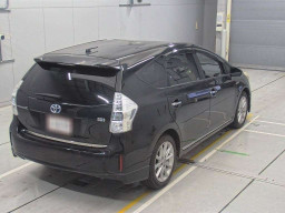 2013 Toyota Prius alpha