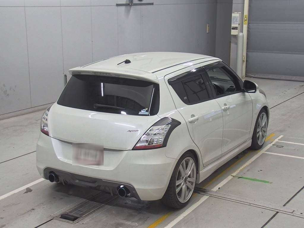 2016 Suzuki Swift Sport ZC32S[1]