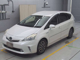 2011 Toyota Prius alpha