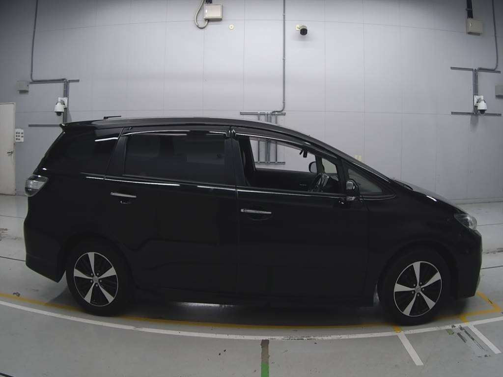 2014 Toyota Wish ZGE20W[2]