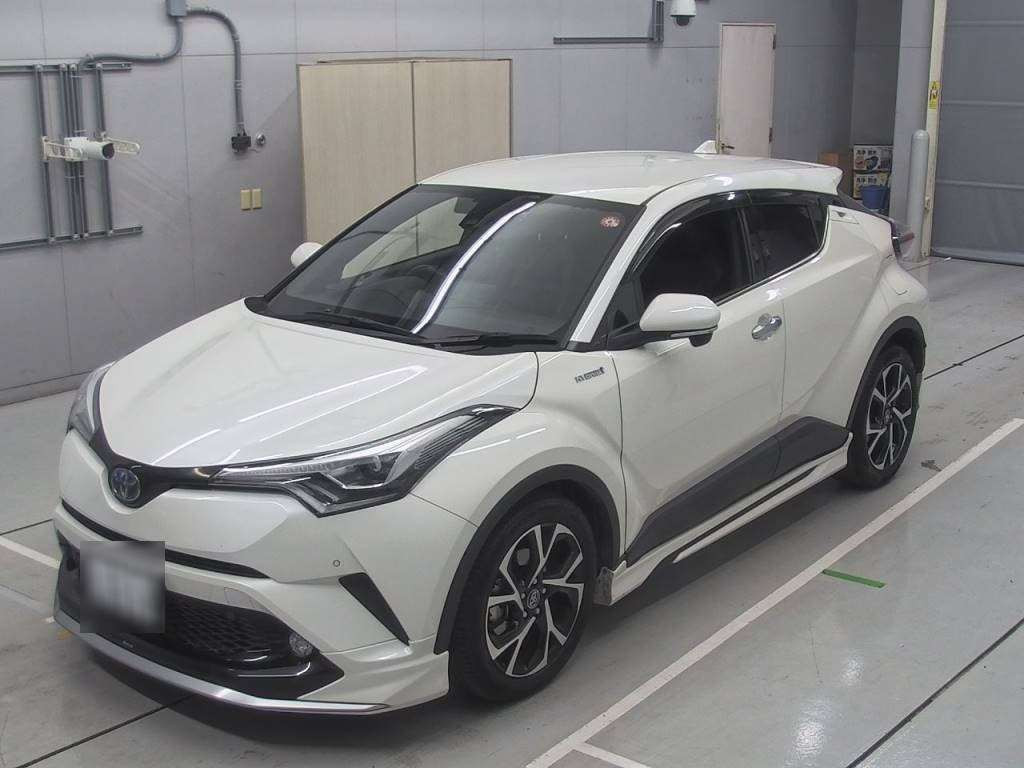 2018 Toyota C-HR ZYX10[0]