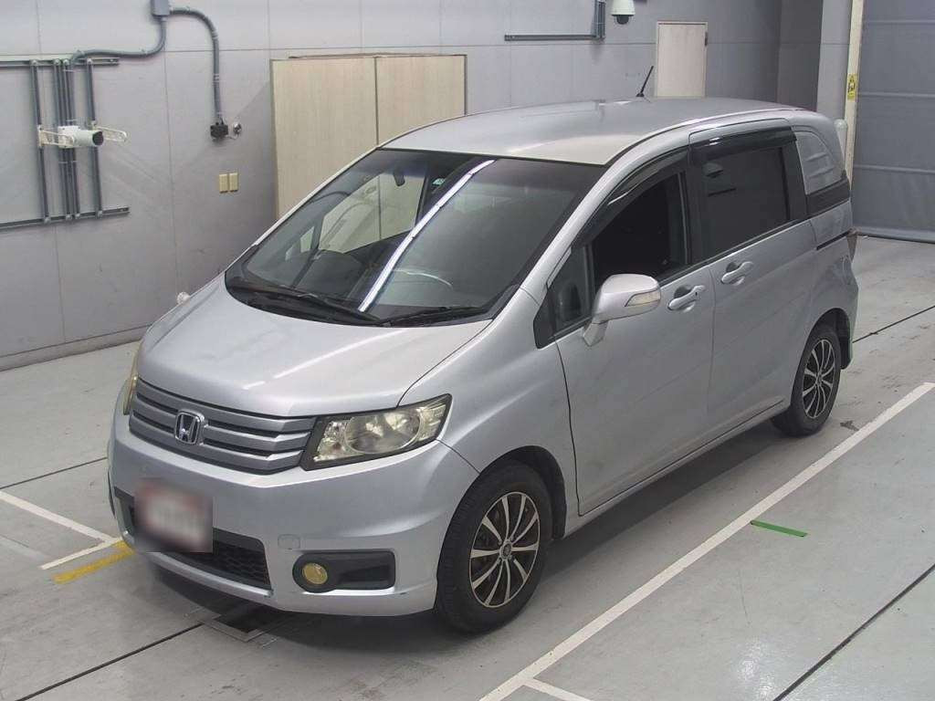 2011 Honda Freed Spike GB3[0]