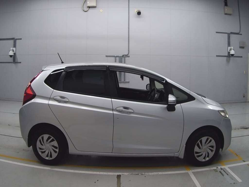 2013 Honda Fit GK3[2]