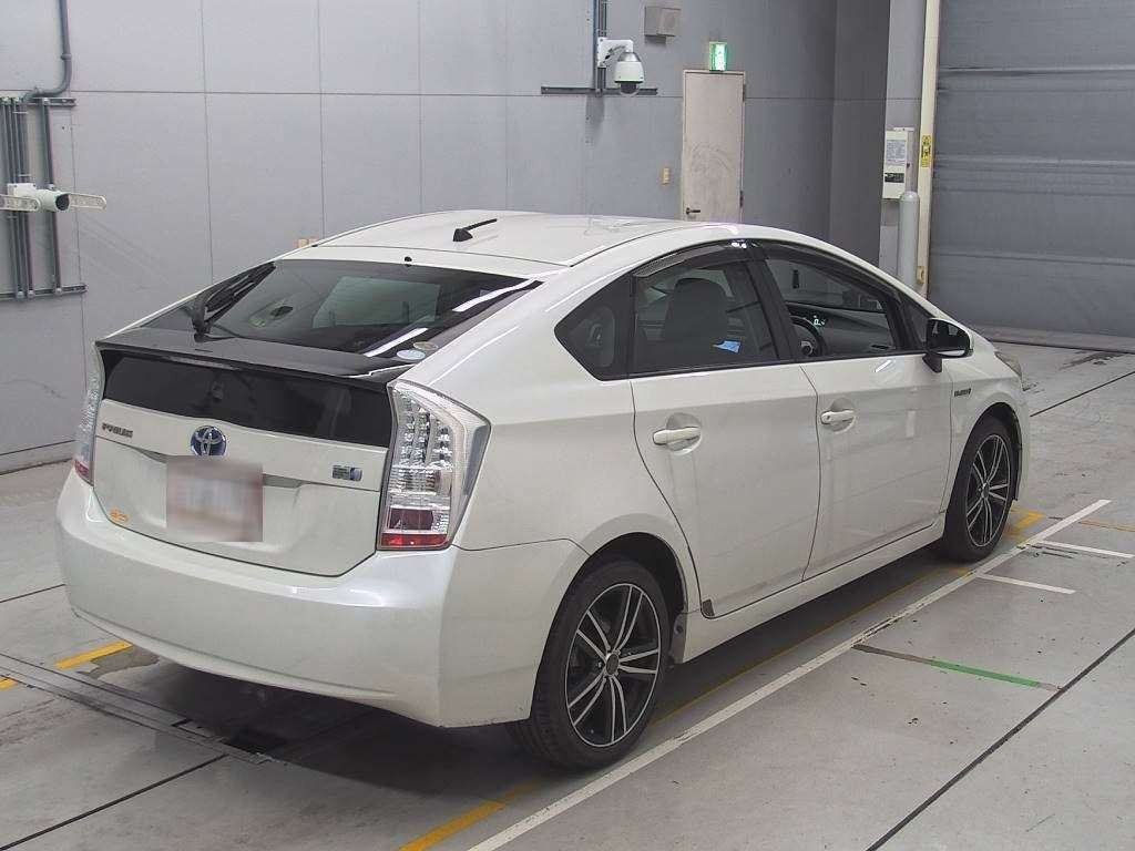 2009 Toyota Prius ZVW30[1]