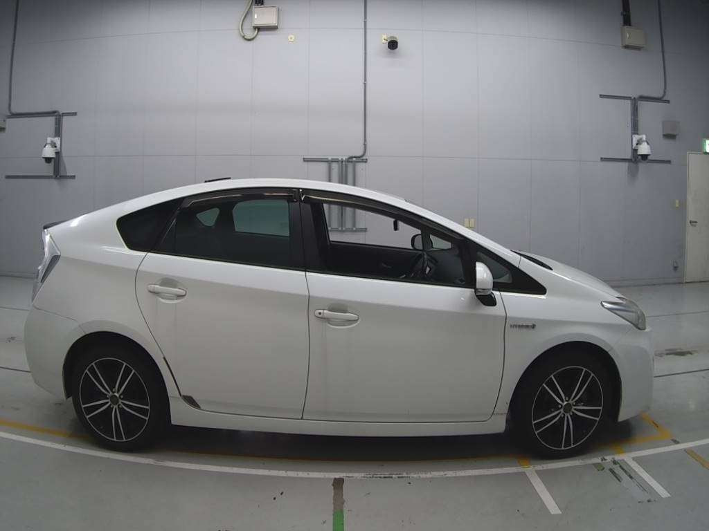 2009 Toyota Prius ZVW30[2]