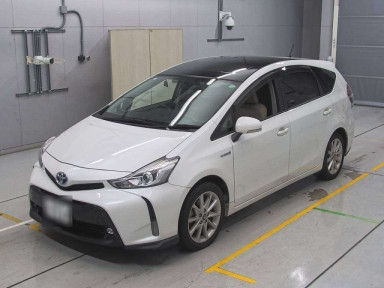 2015 Toyota Prius alpha