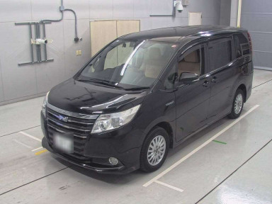 2014 Toyota Noah