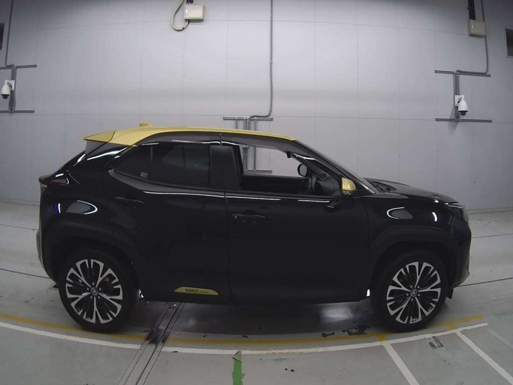 2021 Toyota YARIS CROSS MXPB10[2]