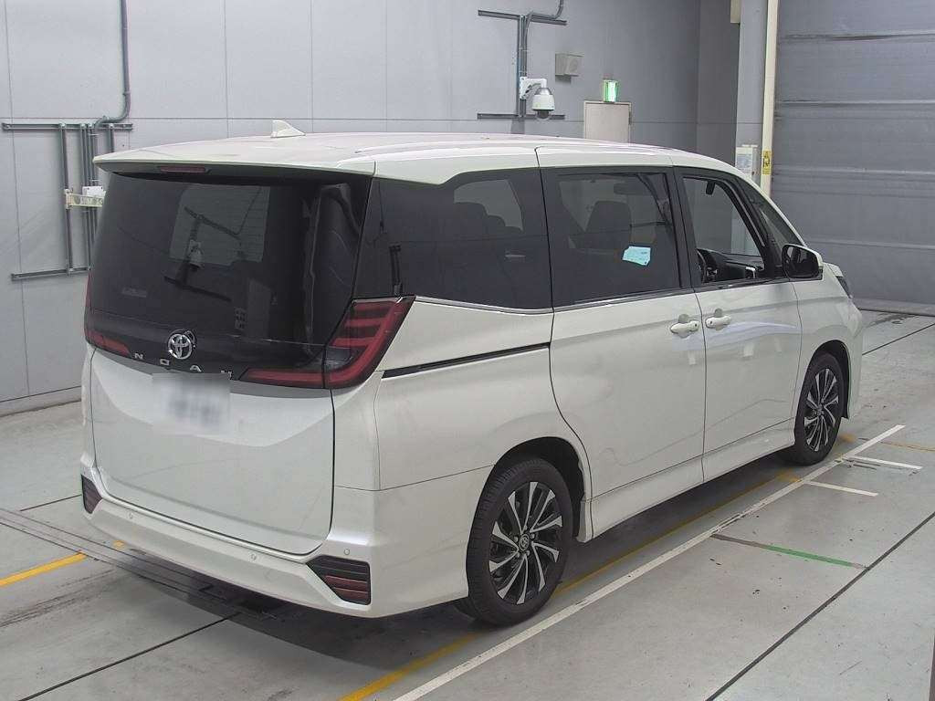 2023 Toyota Noah MZRA90W[1]