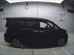 2013 Honda Step WGN Spada