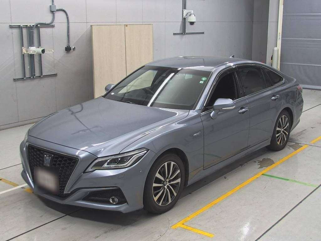 2018 Toyota Crown Hybrid AZSH20[0]