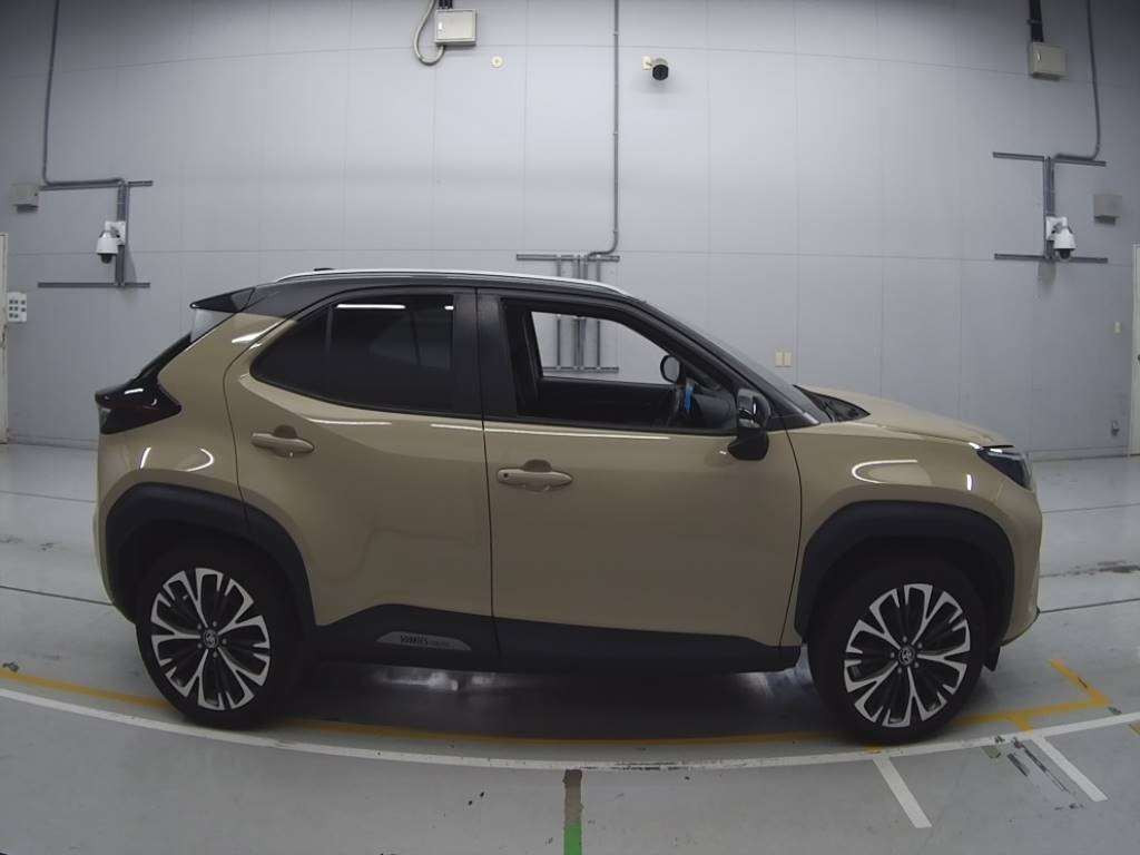 2021 Toyota YARIS CROSS MXPB15[2]