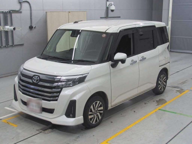 2022 Toyota Roomy