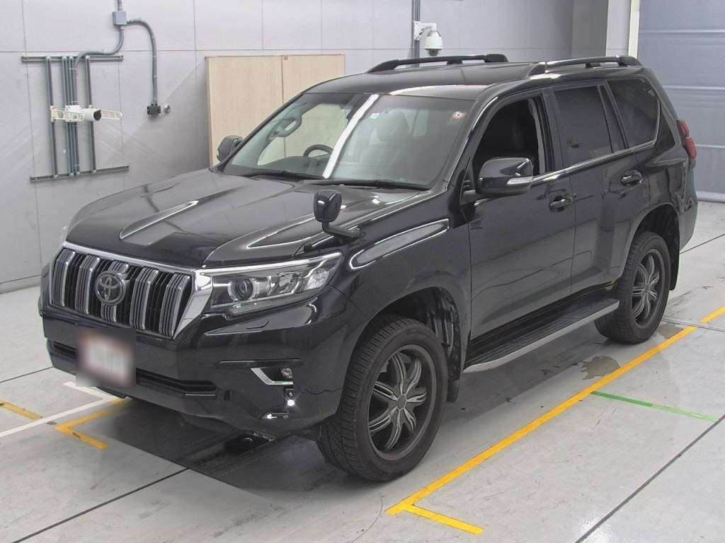 2017 Toyota Land Cruiser Prado TRJ150W[0]