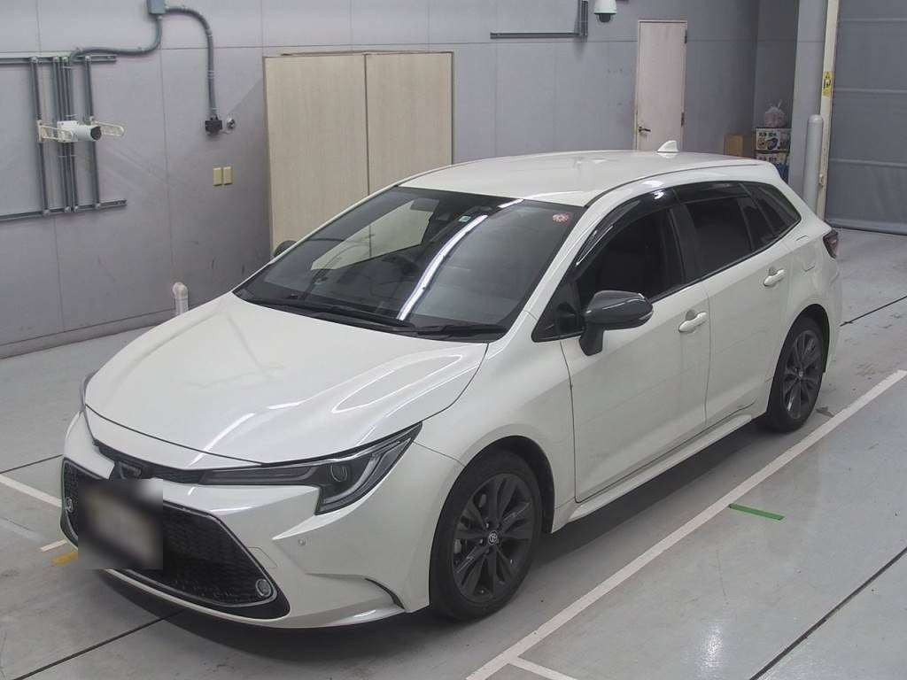 2019 Toyota Corolla Touring Wagon ZRE212W[0]