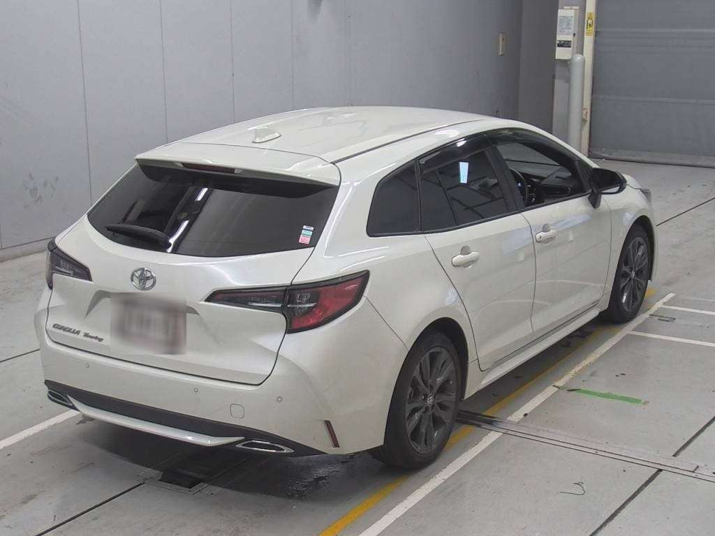 2019 Toyota Corolla Touring Wagon ZRE212W[1]