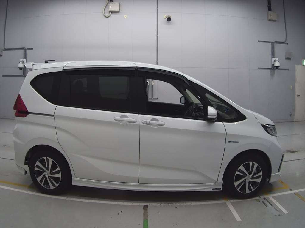 2020 Honda Freed hybrid GB7[2]